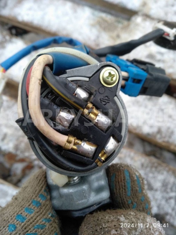 Замок зажигания SsangYong Actyon II (2010—2013) Ssang Yong Actyon оригинальный номер K8697034001