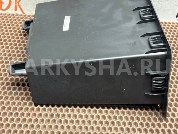 Отделение для мелких вещей BMW X1 