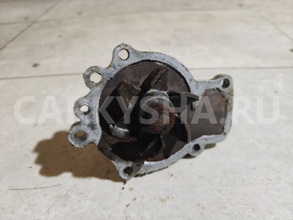Насос водяной (помпа) Nissan Bluebird оригинальный номер 2101053J03