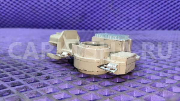 Регулятор генератора Mitsubishi Outlander Mitsubishi i оригинальный номер 06096