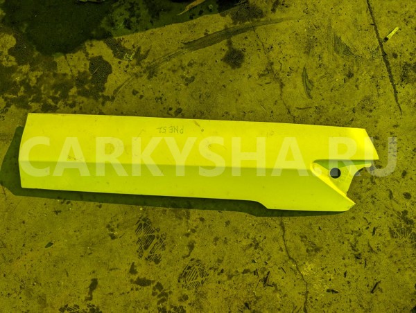Накладка на крыло Nissan Elgrand 