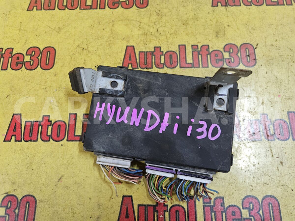 Блок управления замком центральным Hyundai i30 оригинальный номер 954002L105