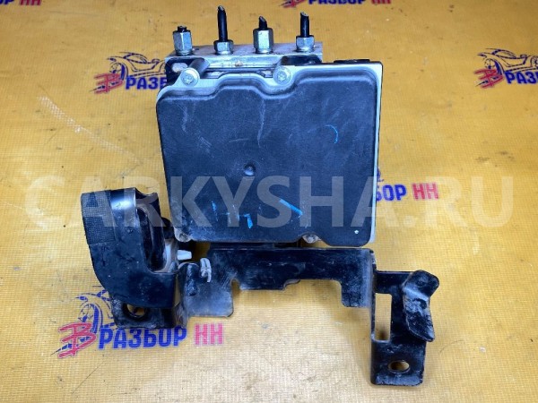 Блок ABS (насос) Mazda CX-7 I (2006—2009) Mazda 2 оригинальный номер EHY4437A0A