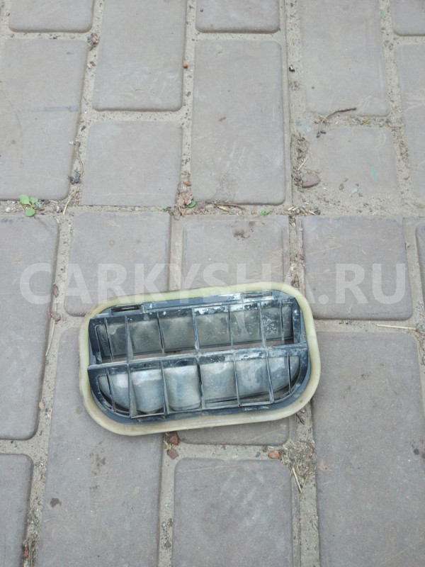 Решетка вентиляционная Ford fusion Ford Fusion оригинальный номер YF1A54280B62AE