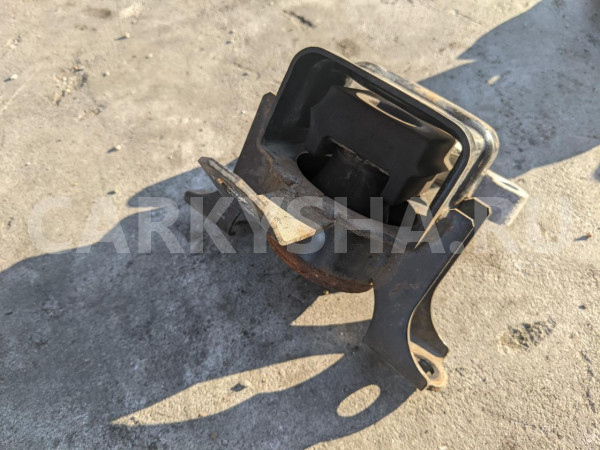 Подушка двигателя Suzuki Alto 