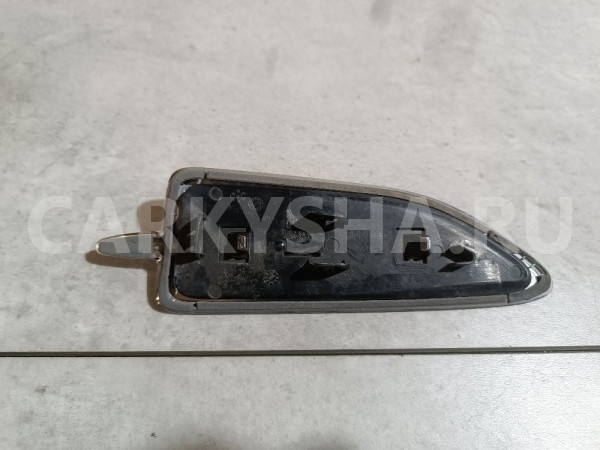 Накладка крыла переднего правого Ford Kuga оригинальный номер GJ5416C216AC