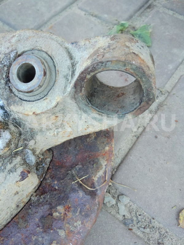 Кулак задний левый infiniti FX  45 Infiniti FX оригинальный номер 43019CG000
