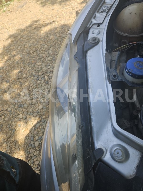 Фара Peugeot 307 