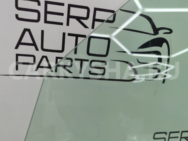 Стекло двери переднее левое Kia Venga YN G4FC 1.6 Kia Venga 