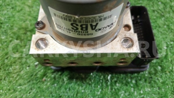 Блок ABS (насос) Kia Rio 2017 Kia Rio 