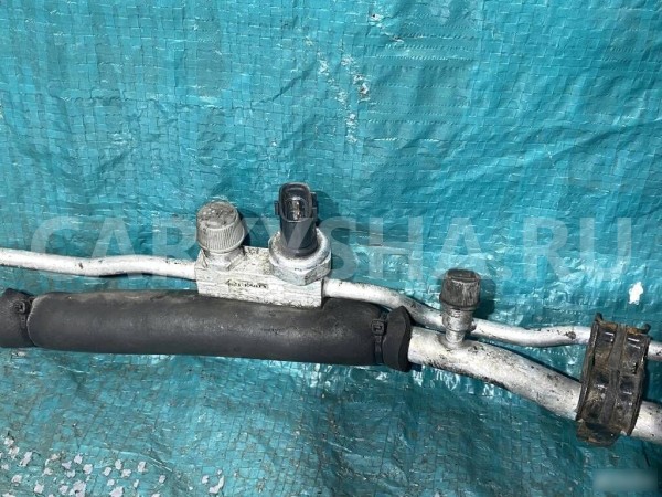 Трубка кондиционера Land Rover Discovery III Land Rover Discovery оригинальный номер JUE501230