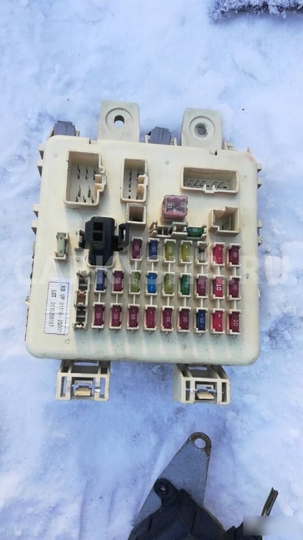 Блок предохранителей Hyundai Elantra III рестайлинг (2003—2010) Hyundai Elantra оригинальный номер 911102D001