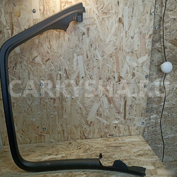 Накладка задней правой двери Opel Astra J Opel Astra оригинальный номер 13264860