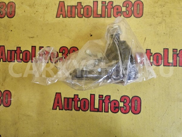 Опора шаровая передней подвески Toyota Granvia 