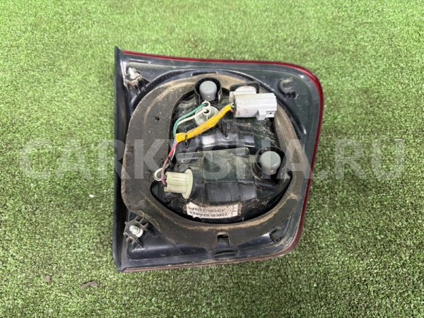 Фонарь в крышку багажника Toyota SEQUOIA 2008-2014 815800C030, правый Toyota Sequoia 