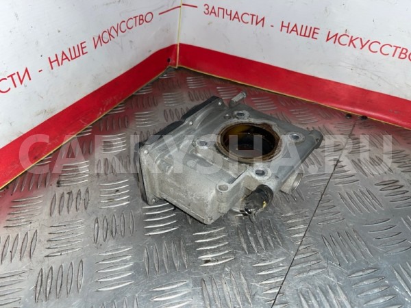 Дроссельная заслонка Mazda Demio 