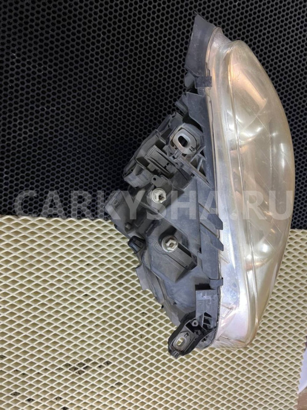 Фара левая Mercedes-Benz B-класс W245 (2005—2009) Mercedes-Benz B-klasse оригинальный номер 1698206961