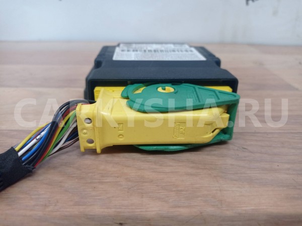 блок управления подушками безопасности Skoda Fabia 