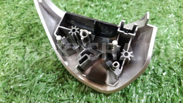 Накладка на руль правая Mitsubishi Lancer 2007 Mitsubishi Lancer 