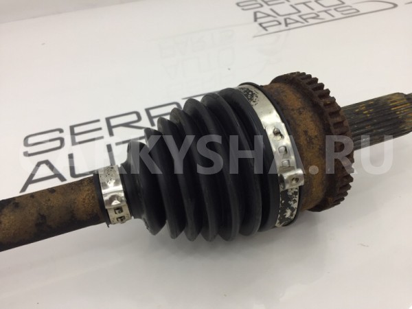 Привод передний правый Kia Venga YN G4FA 1.4 2010 Kia Venga 