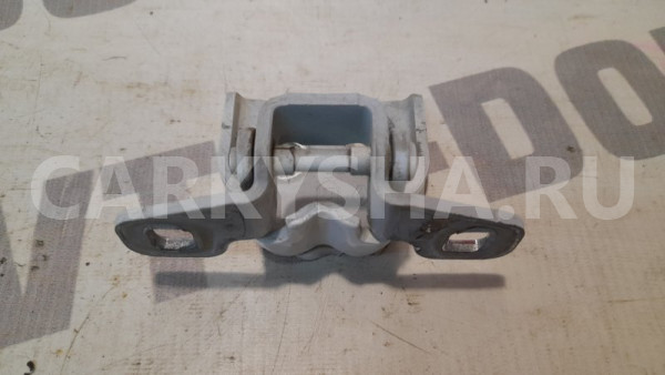 Петля двери Renault Logan 2011 перед. лев. (б/у) Renault 15 