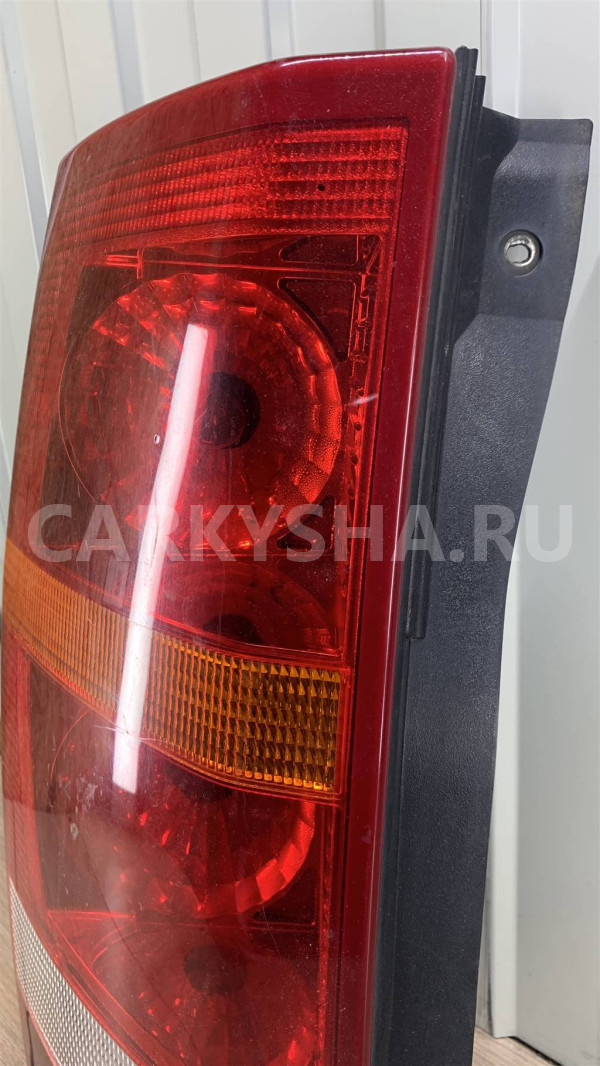 Фонарь задний левый Land Rover Discovery III 2004-2009 Land Rover Discovery оригинальный номер XFB000573