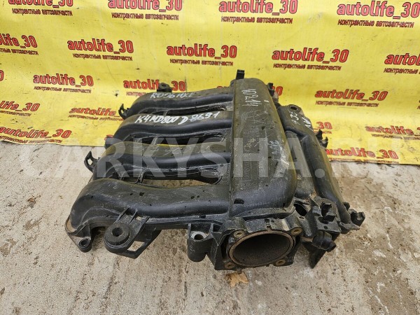 Коллектор впускной Renault Megane оригинальный номер 8200275053