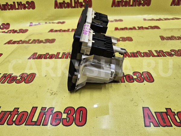 Блок управления отопителем Land Rover Freelander 