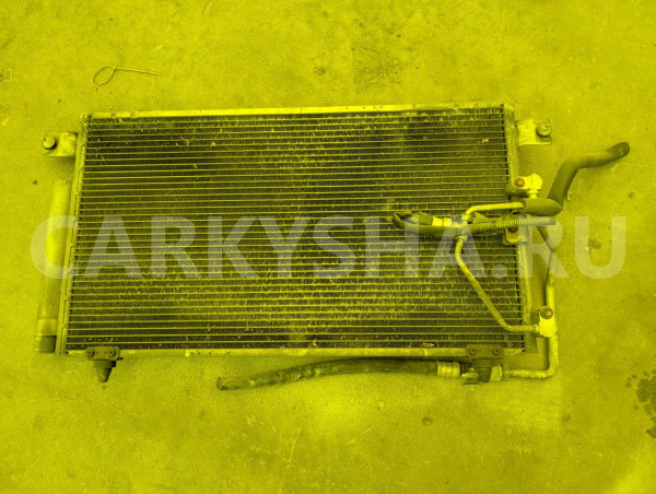 Радиатор кондиционера Toyota Prius оригинальный номер 8846047010