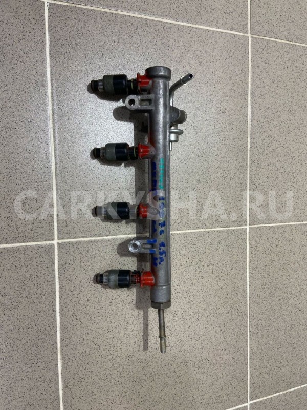 Рампа с форсунками Daewoo Nexia 1997 Daewoo Nexia оригинальный номер 17103677