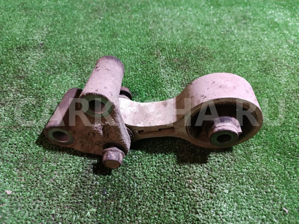 Опора двигателя задняя Mazda 2 оригинальный номер GJ6A39011