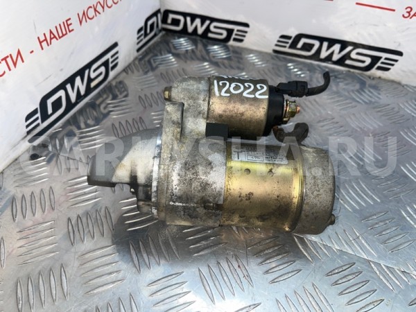 Стартер Nissan Serena 