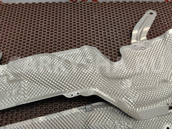 Теплоизоляция лонжерона BMW 7er оригинальный номер 51 48 7 185 246, 51 48 7 185 246, 51487185246, 7185246, 51 48 7 193 523, 51487193523, 7193523, 51 47 7 230 809, 51477230809, 7230809