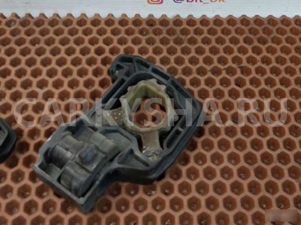 Кронштейн держатель кассеты радиатора BMW 5er 