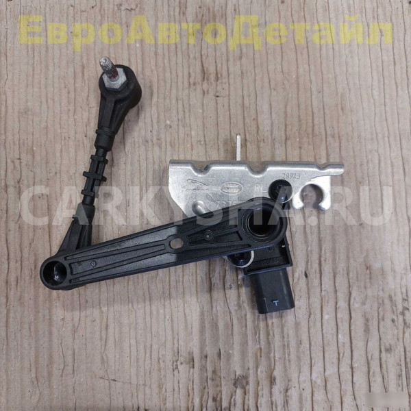 Датчик дорожного просвета Range Rover L460 / L461 Land Rover Range Rover оригинальный номер LR167535