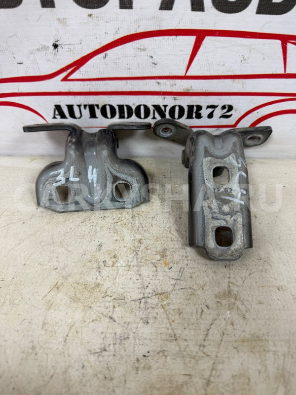 Петли задней левой двери Chevrolet Cruze J300 Chevrolet Cruze оригинальный номер 13501713