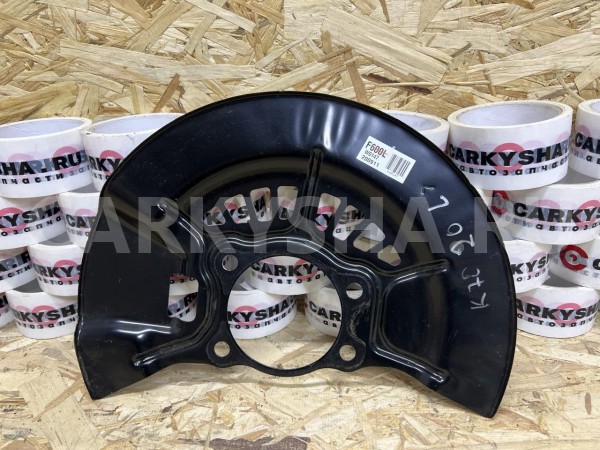 Щит опорный передний левый Toyota Camry VIII (XV70) оригинальный номер 47782-33060