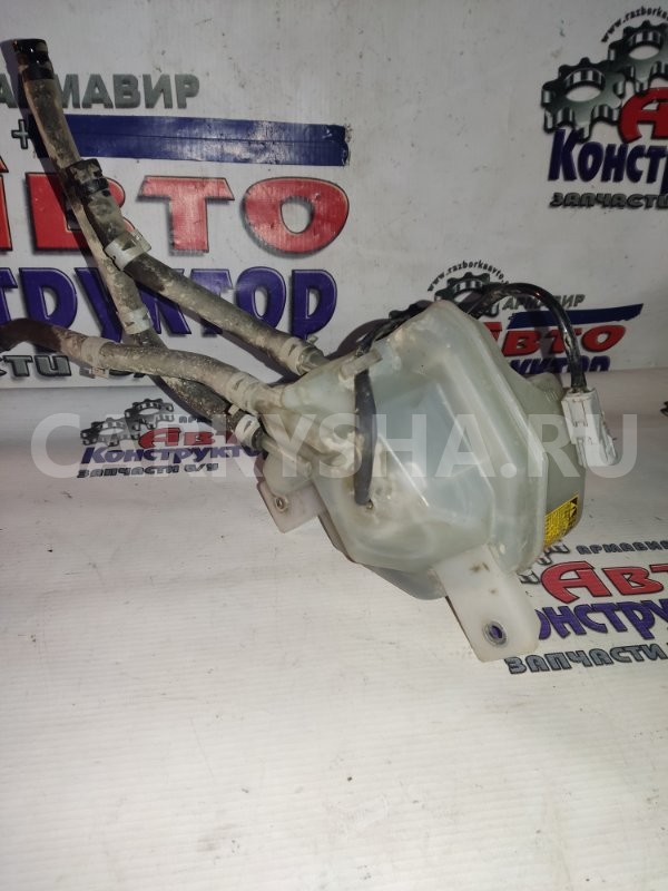 Бачок гидроусилителя руля Toyota Prius 