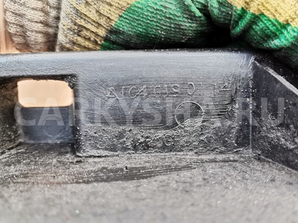Кронштейн заднего бампера левый Mercedes-Benz GL-класс X164 (2006—2009) Mercedes-Benz G-klasse оригинальный номер A1646190114