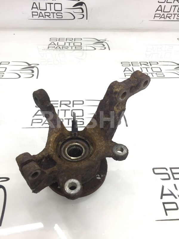Поворотный кулак передний левый Nissan Note E11 Nissan Note 
