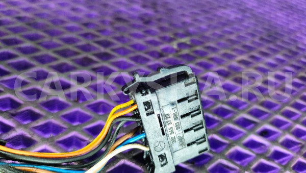 Разъем 2025453728 Mercedes-Benz W210 Mercedes-Benz E-klasse оригинальный номер 2025453728