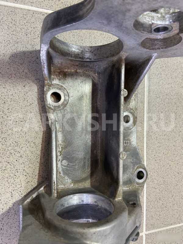 Кронштейн приводного вала Nissan Teana II 2011 г Nissan Teana 