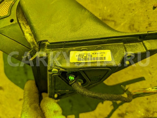 Зеркало Volvo V50 оригинальный номер 31218116