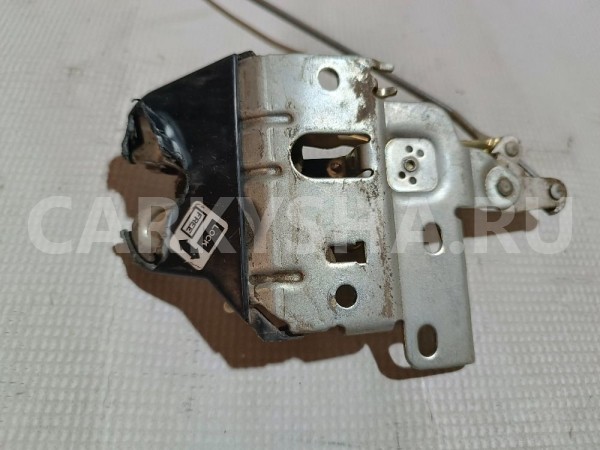 Замок багажника Mitsubishi Diamante 