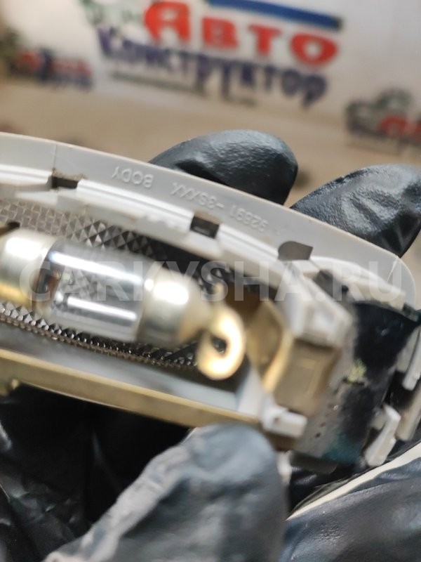 Плафон подсветки салона Kia Cee'd 