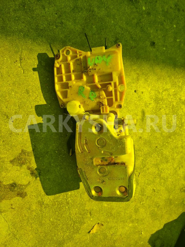 Замок двери Honda Inspire 