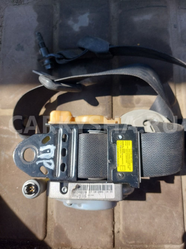 Ремень безопасности пер правый Toyota Avensis T250 Toyota Avensis оригинальный номер 7321005051C0