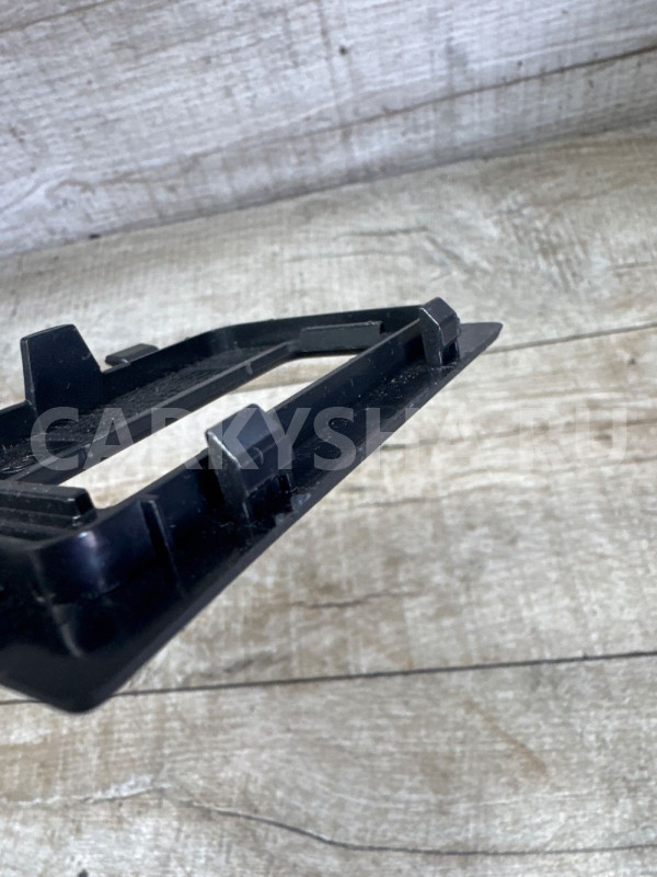 Накладка правая, BMW X5 E70, двери багажника BMW X5 оригинальный номер 51496954738