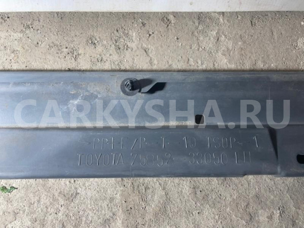 Накладка на порог наружная Toyota Camry оригинальный номер 7585233050