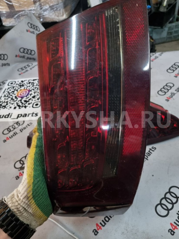 Фонарь задний (комплект) Audi A5 I (2007—2011) Audi 200 оригинальный номер 8T0945094A